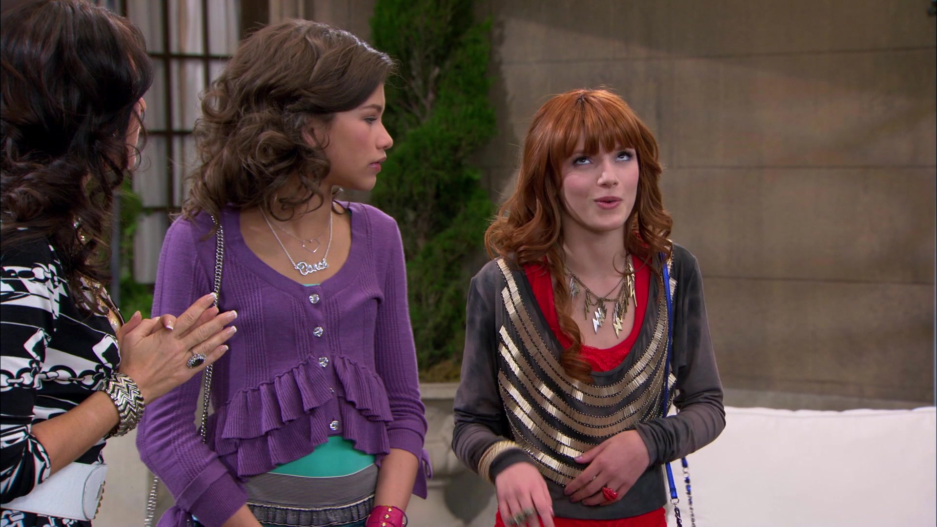Shake_It_Up_S01E19_1080p_001581.jpg