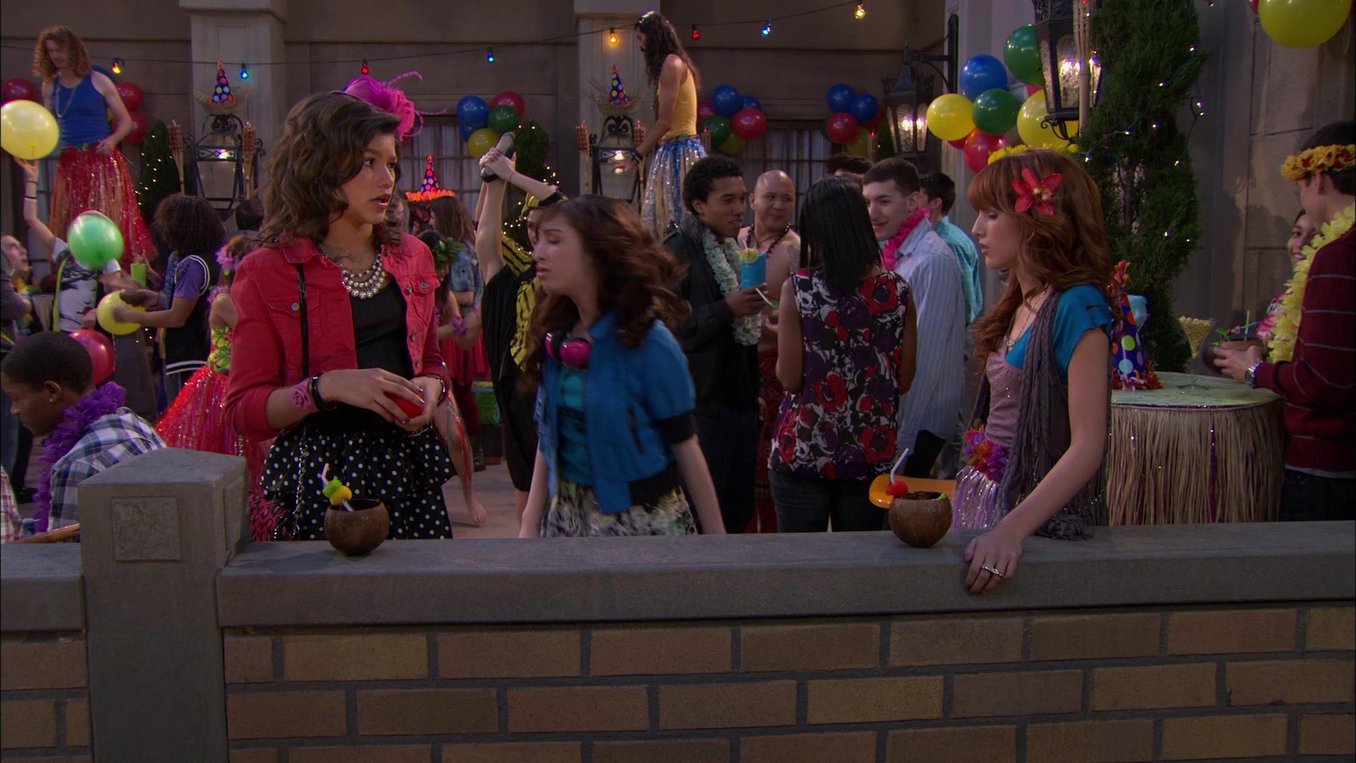 Shake_It_Up_S01E19_1080p_001982.jpg