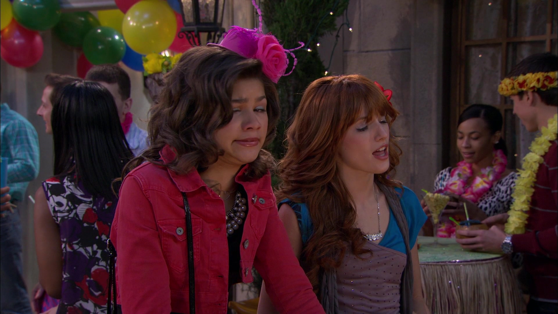 Shake_It_Up_S01E19_1080p_001996.jpg