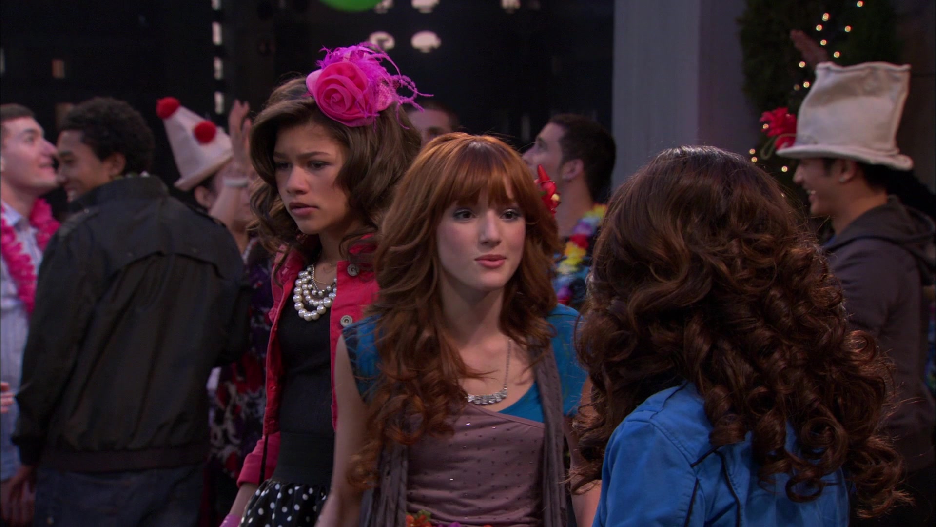 Shake_It_Up_S01E19_1080p_002160.jpg Shake_It_Up_S01E19_1080p_002160.jpg