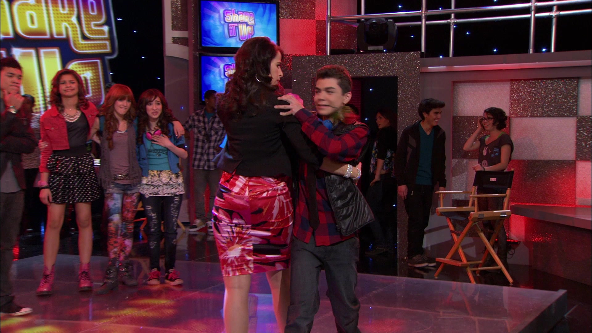Shake_It_Up_S01E19_1080p_002919.jpg