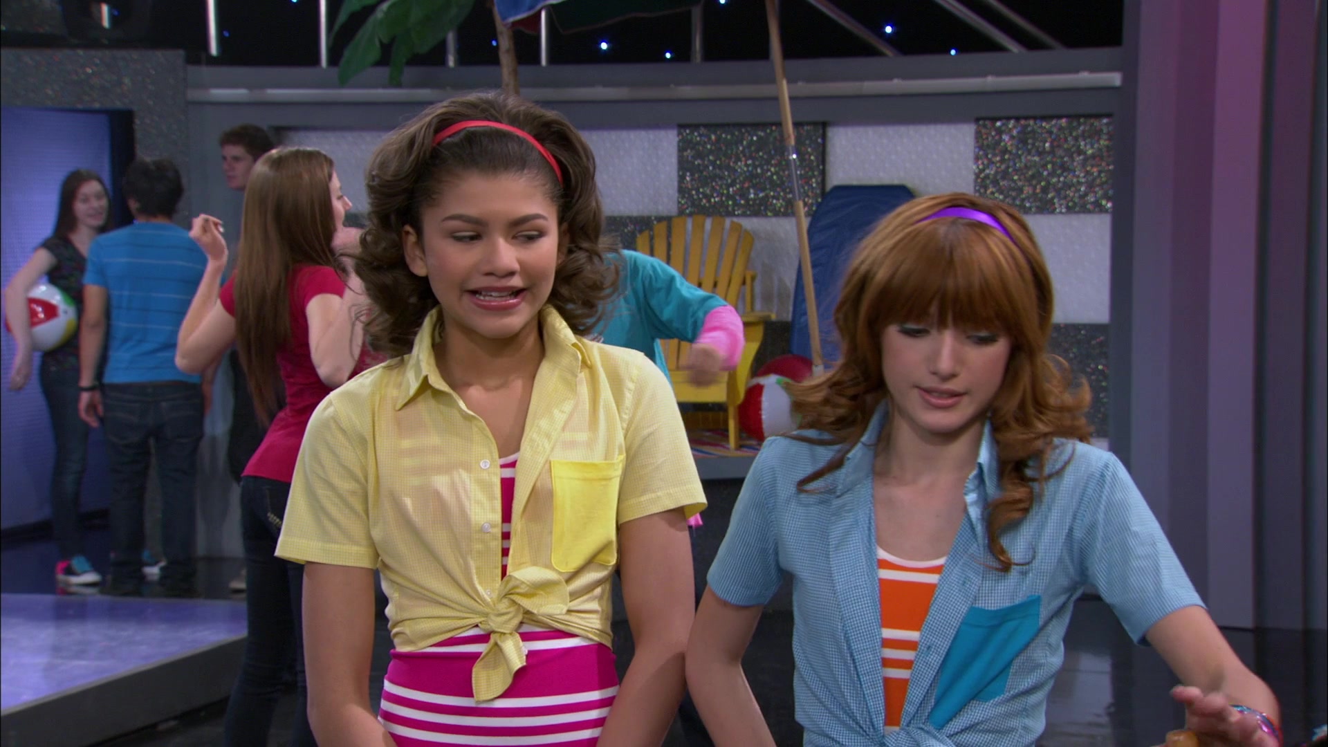 Shake_It_Up_S01E20_1080p_BTD_000041.jpg