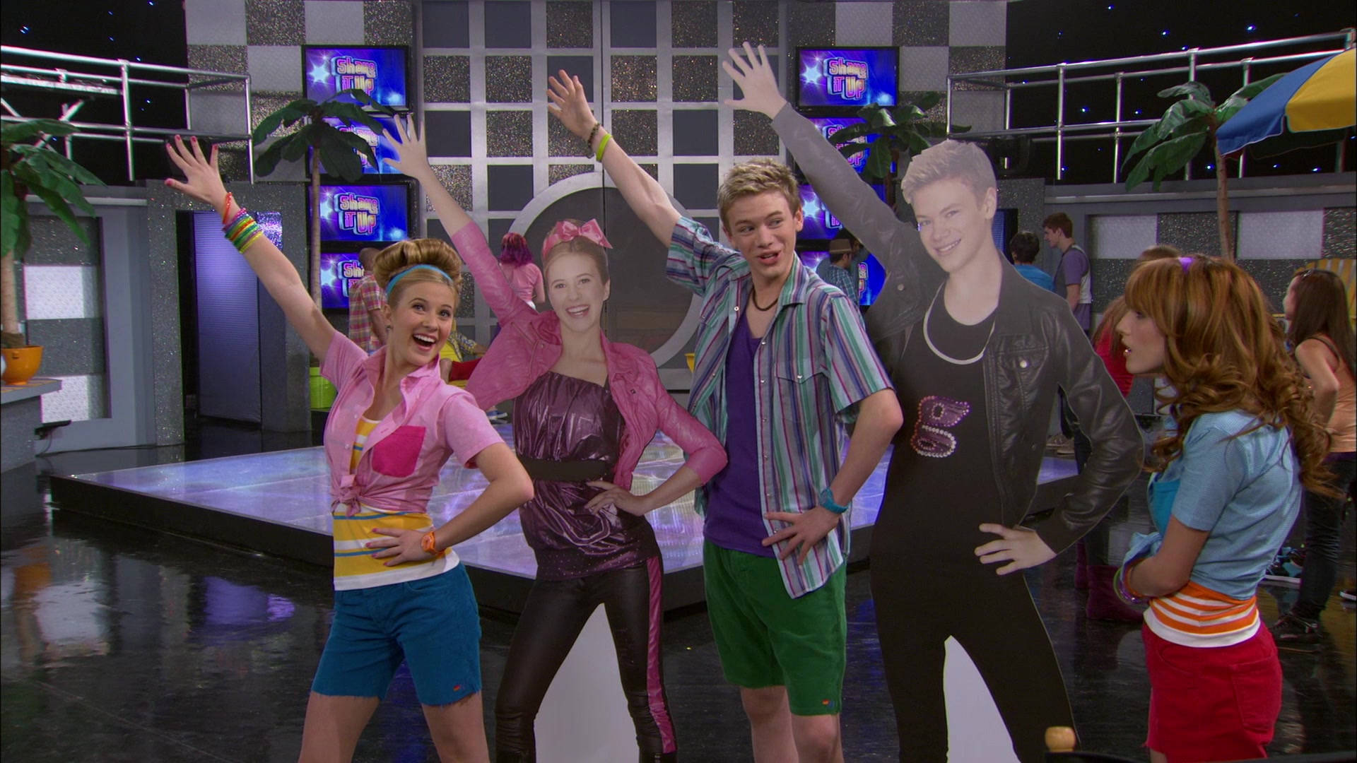 Shake_It_Up_S01E20_1080p_BTD_000104.jpg