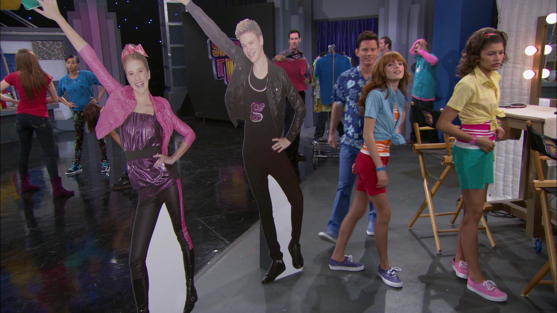 Shake_It_Up_S01E20_1080p_BTD_000119.jpg Shake_It_Up_S01E20_1080p_BTD_000119.jpg
