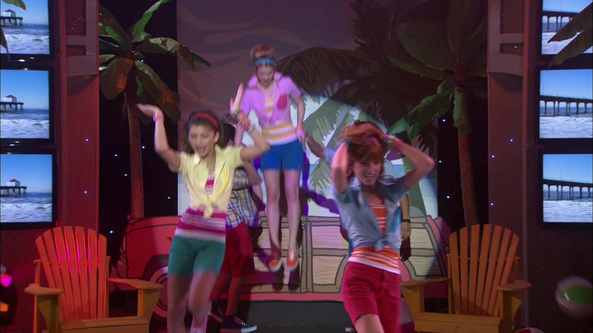 Shake_It_Up_S01E20_1080p_BTD_000202.jpg