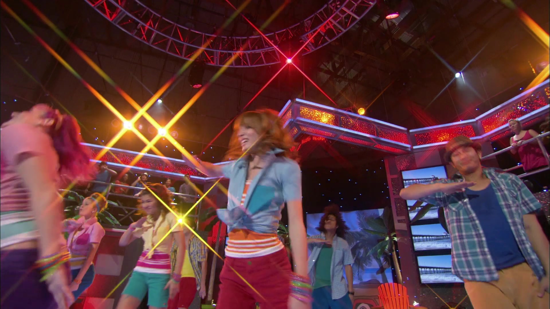 Shake_It_Up_S01E20_1080p_BTD_000216.jpg