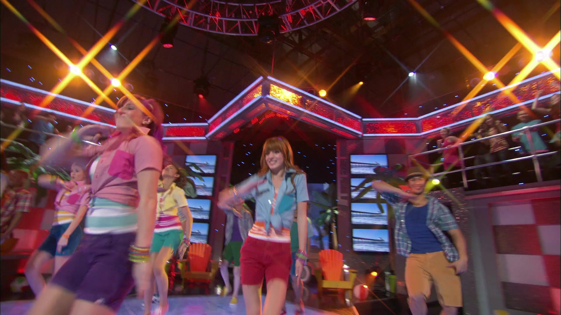 Shake_It_Up_S01E20_1080p_BTD_000218.jpg Shake_It_Up_S01E20_1080p_BTD_000218.jpg