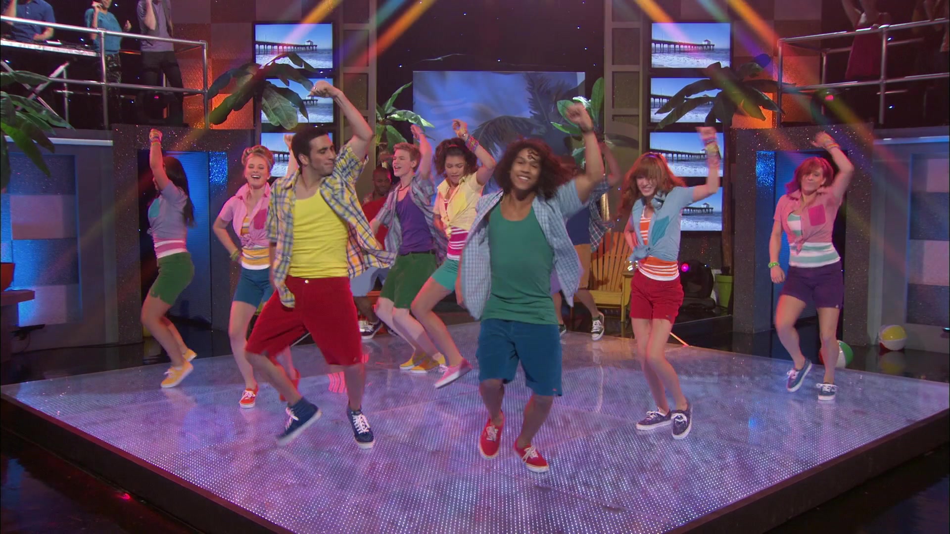 Shake_It_Up_S01E20_1080p_BTD_000243.jpg Shake_It_Up_S01E20_1080p_BTD_000243.jpg