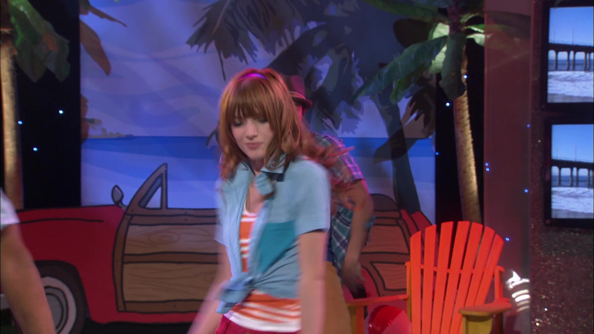 Shake_It_Up_S01E20_1080p_BTD_000247.jpg