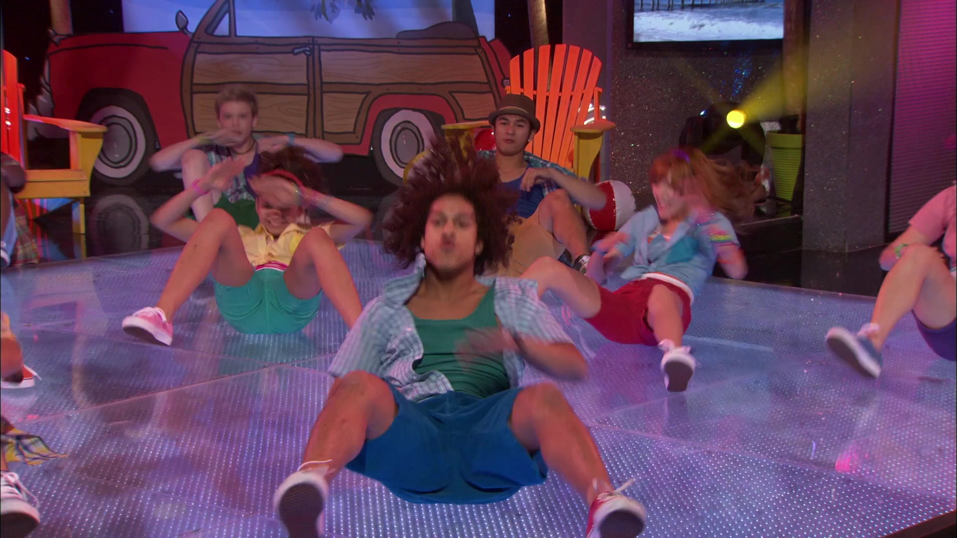 Shake_It_Up_S01E20_1080p_BTD_000314.jpg Shake_It_Up_S01E20_1080p_BTD_000314.jpg