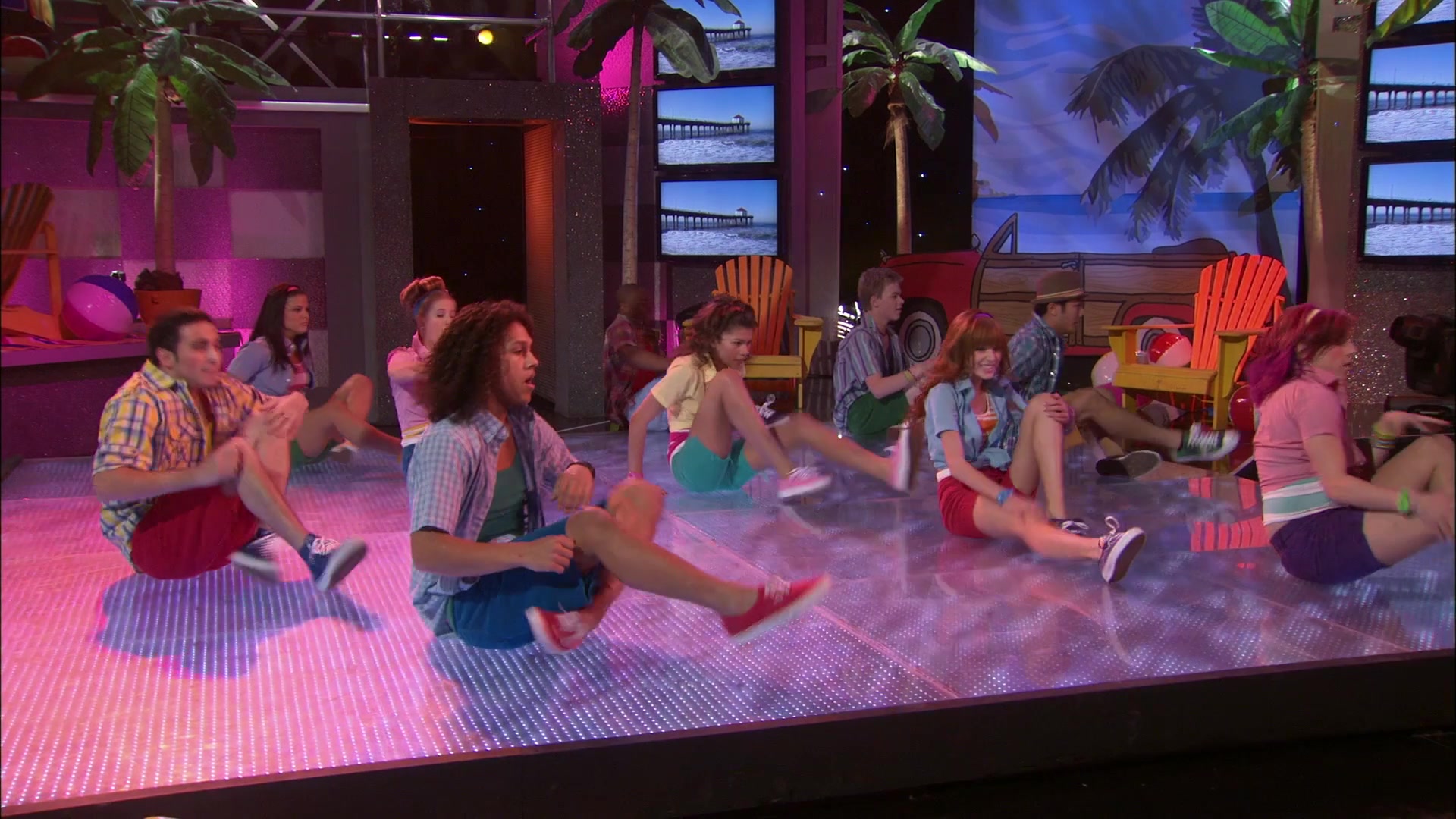 Shake_It_Up_S01E20_1080p_BTD_000320.jpg