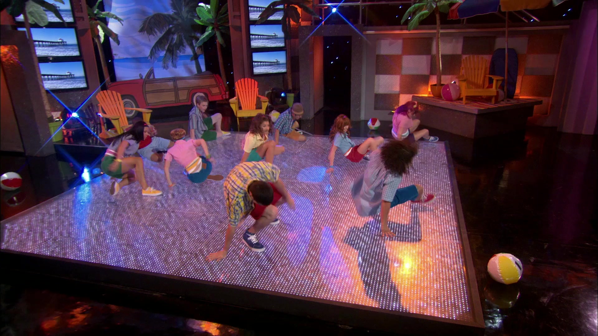 Shake_It_Up_S01E20_1080p_BTD_000328.jpg Shake_It_Up_S01E20_1080p_BTD_000328.jpg