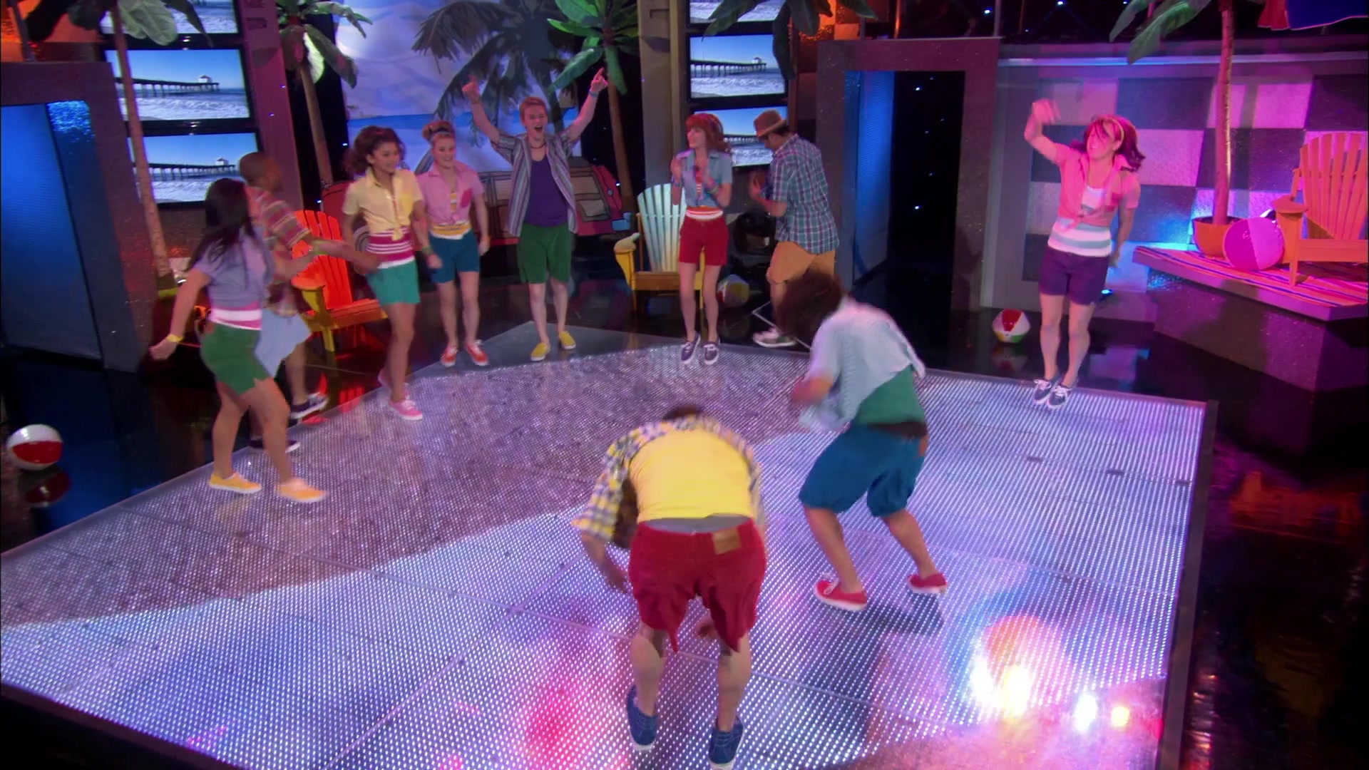 Shake_It_Up_S01E20_1080p_BTD_000363.jpg Shake_It_Up_S01E20_1080p_BTD_000363.jpg