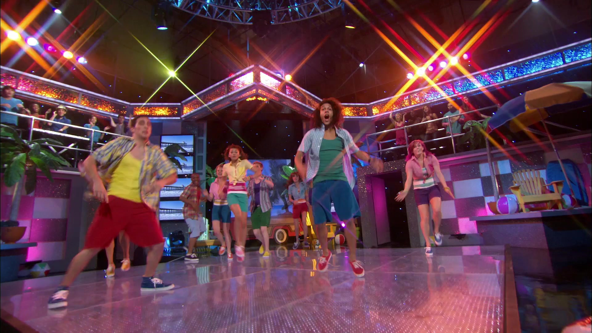 Shake_It_Up_S01E20_1080p_BTD_000365.jpg