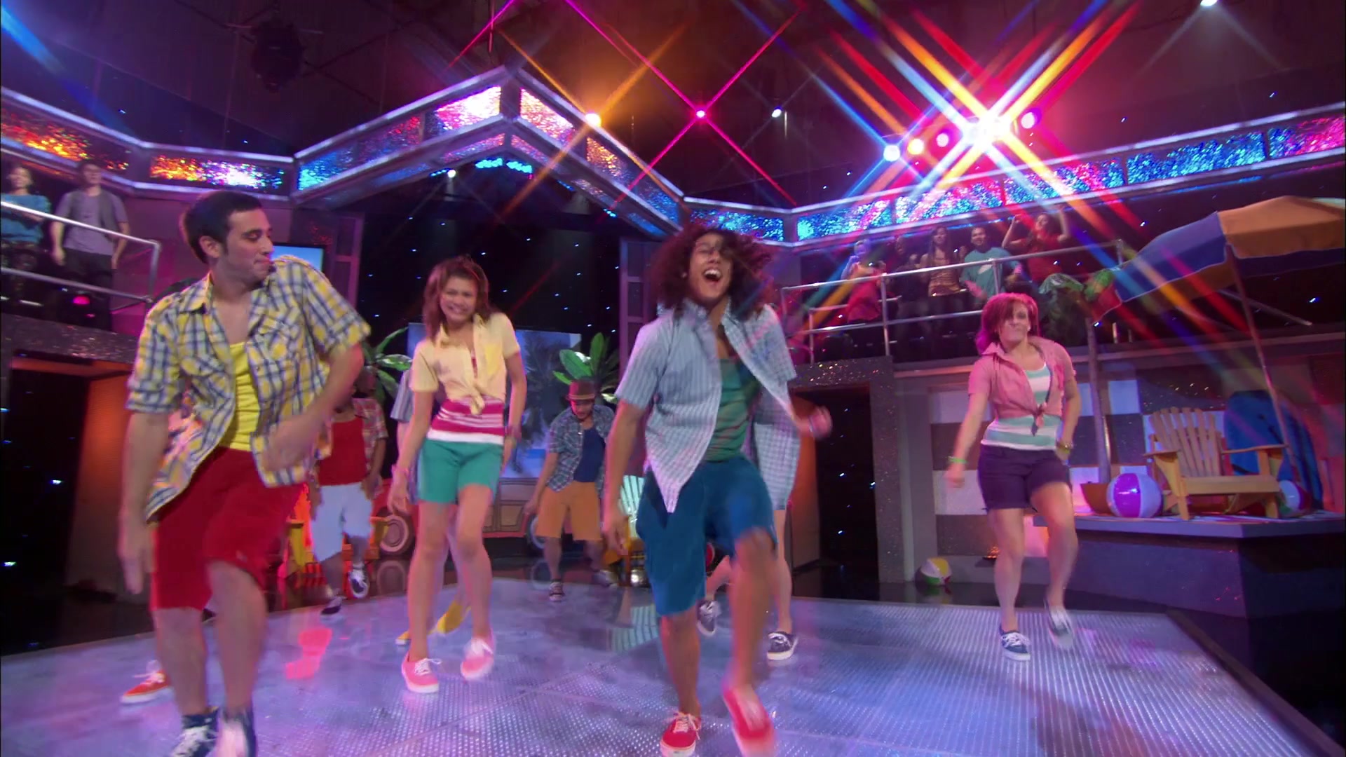 Shake_It_Up_S01E20_1080p_BTD_000371.jpg