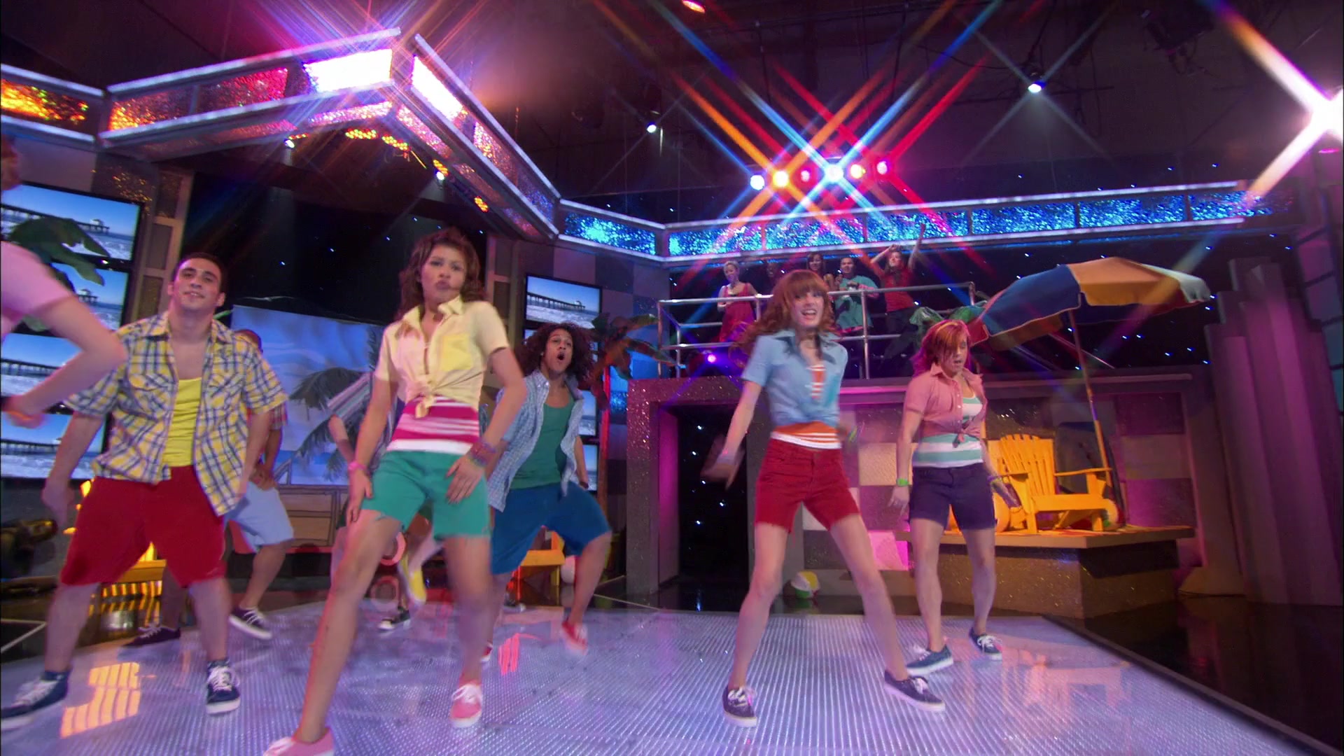 Shake_It_Up_S01E20_1080p_BTD_000375.jpg