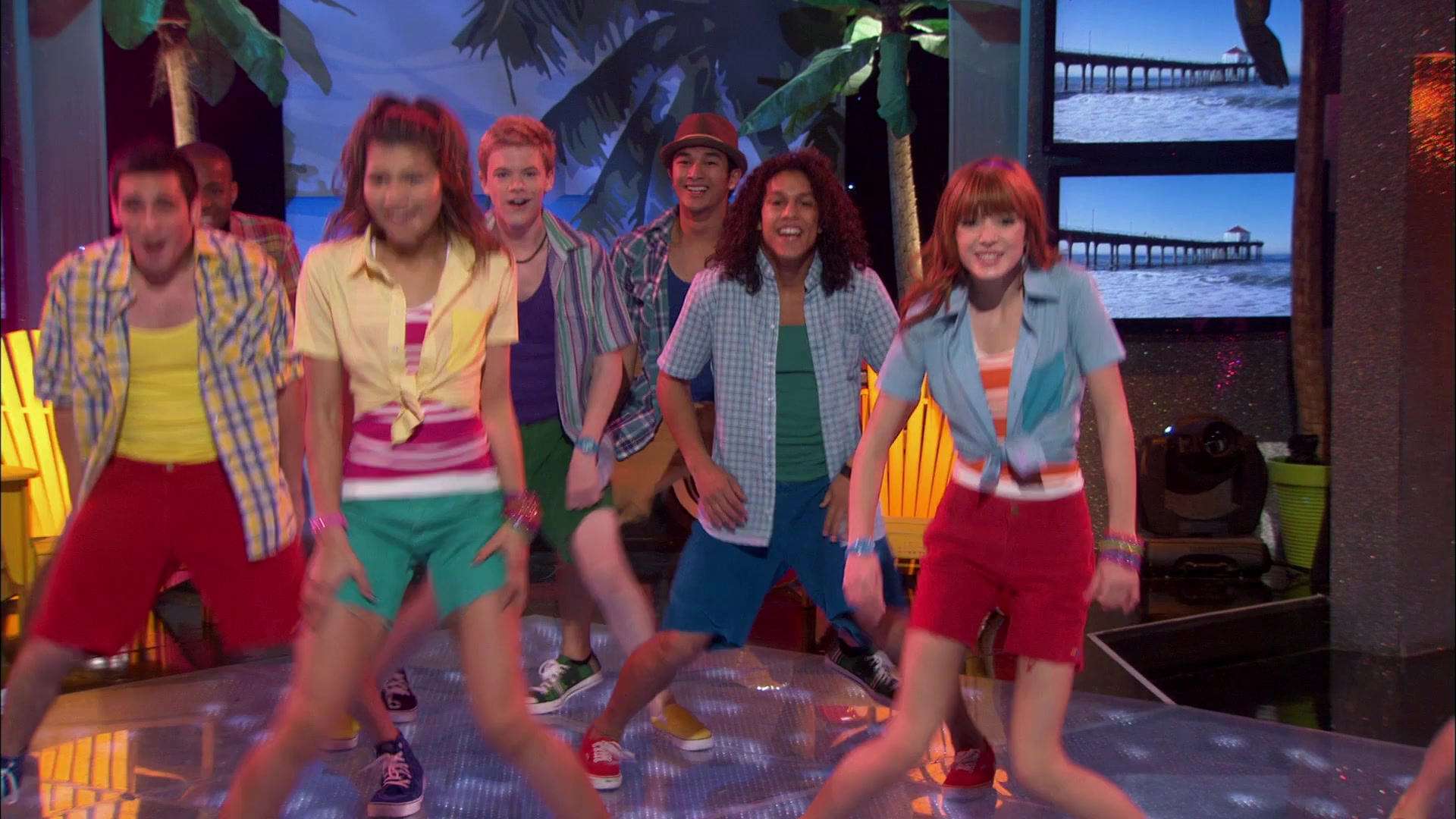 Shake_It_Up_S01E20_1080p_BTD_000381.jpg Shake_It_Up_S01E20_1080p_BTD_000381.jpg