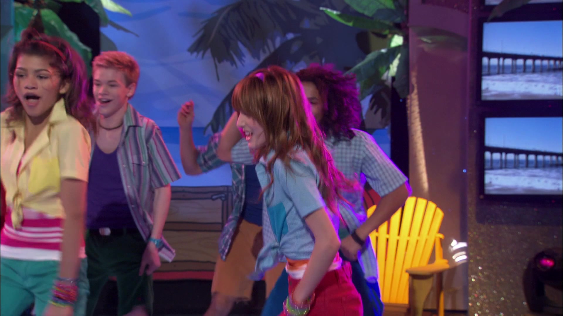 Shake_It_Up_S01E20_1080p_BTD_000386.jpg