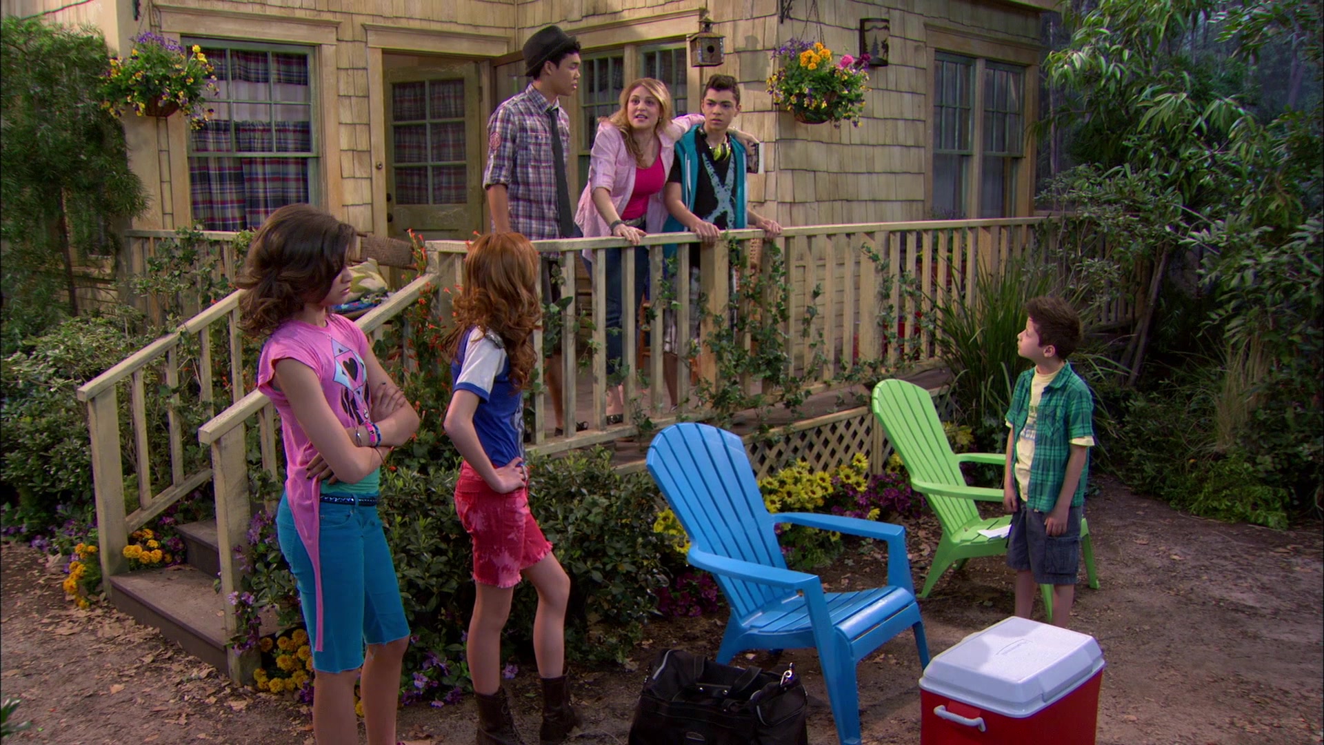Shake_It_Up_S01E20_1080p_BTD_000891.jpg Shake_It_Up_S01E20_1080p_BTD_000891.jpg