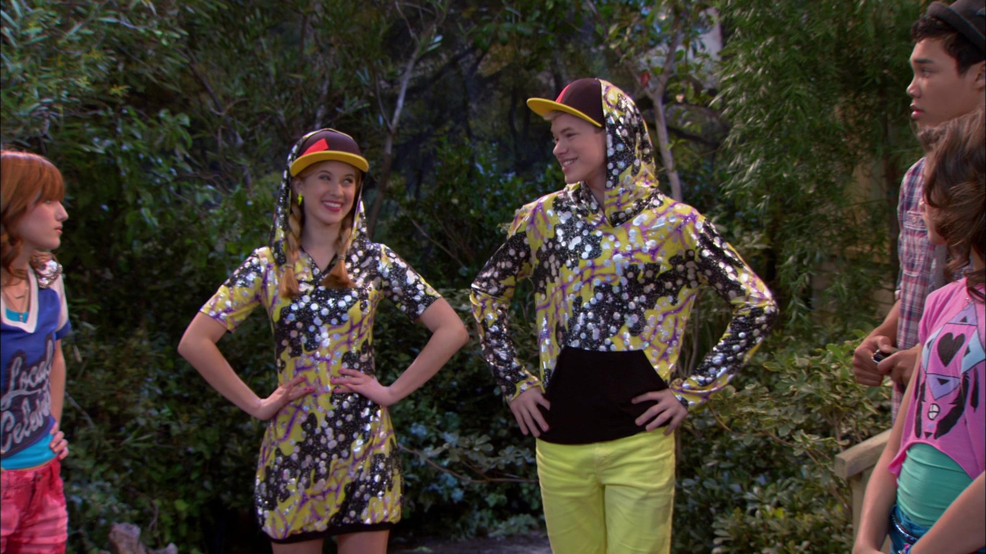 Shake_It_Up_S01E20_1080p_BTD_000969.jpg
