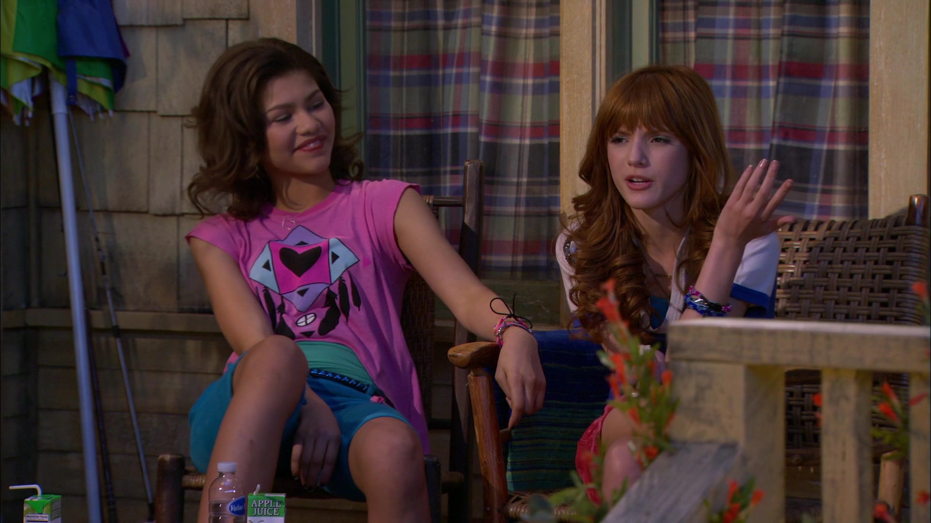 Shake_It_Up_S01E20_1080p_BTD_001030.jpg