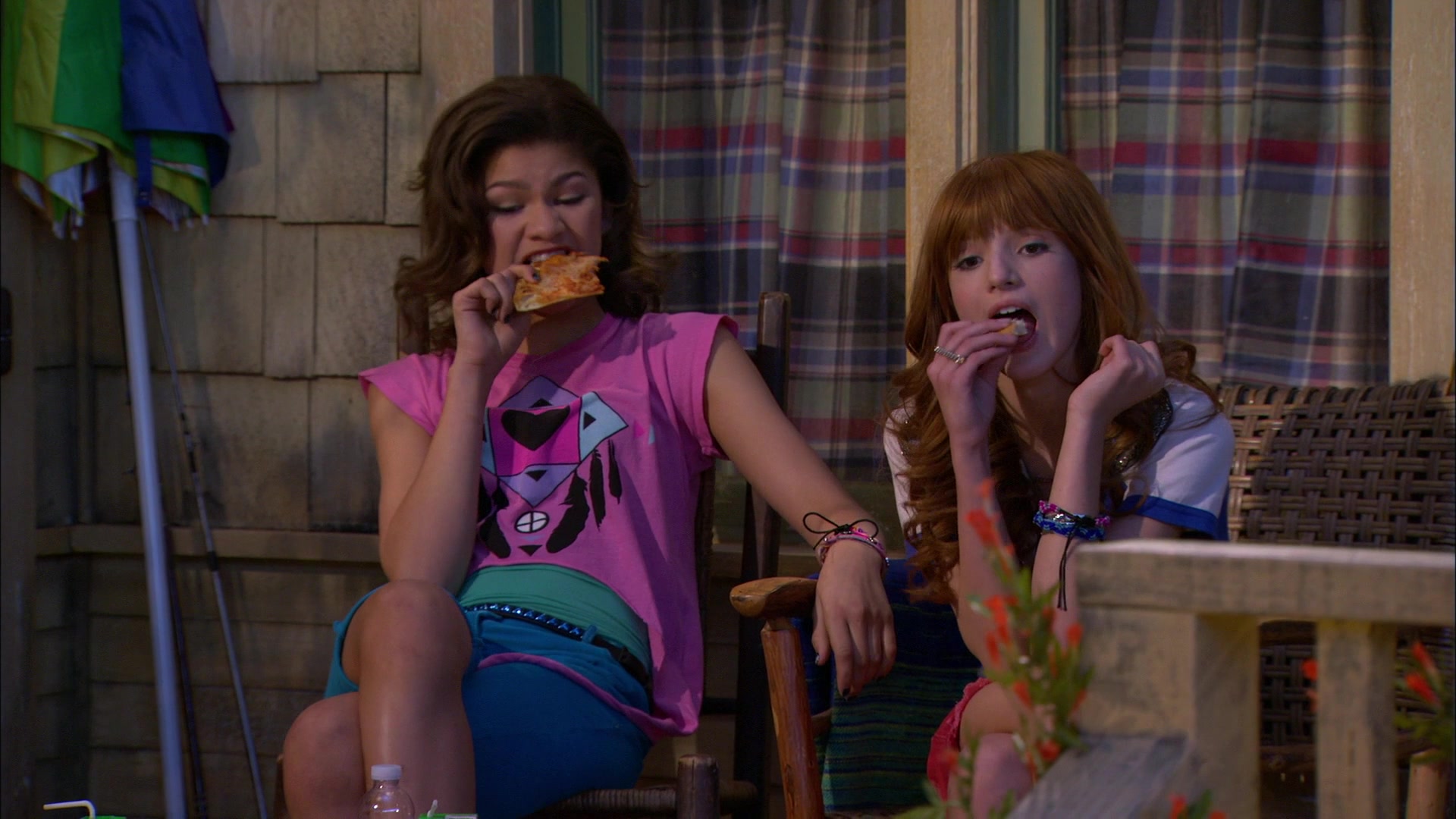 Shake_It_Up_S01E20_1080p_BTD_001047.jpg