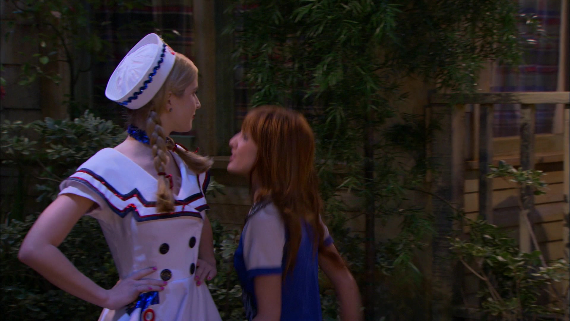 Shake_It_Up_S01E20_1080p_BTD_001094.jpg