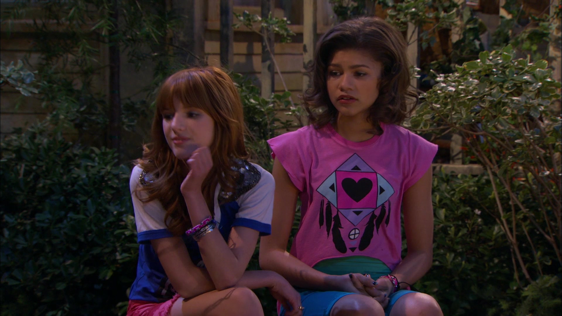 Shake_It_Up_S01E20_1080p_BTD_001182.jpg