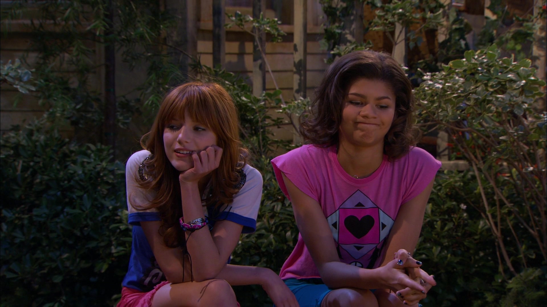 Shake_It_Up_S01E20_1080p_BTD_001280.jpg