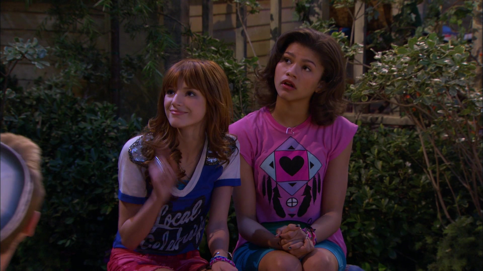 Shake_It_Up_S01E20_1080p_BTD_001294.jpg