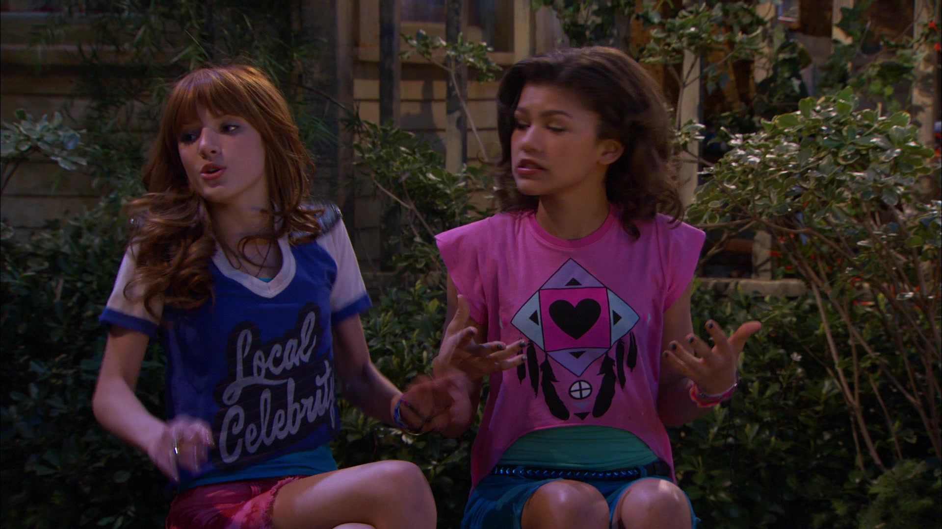 Shake_It_Up_S01E20_1080p_BTD_001355.jpg