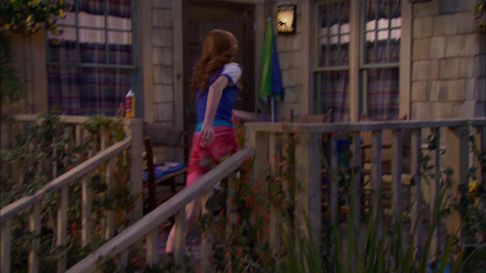 Shake_It_Up_S01E20_1080p_BTD_001510.jpg