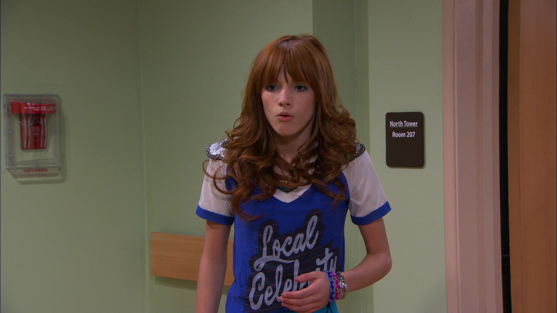 Shake_It_Up_S01E20_1080p_BTD_001587.jpg