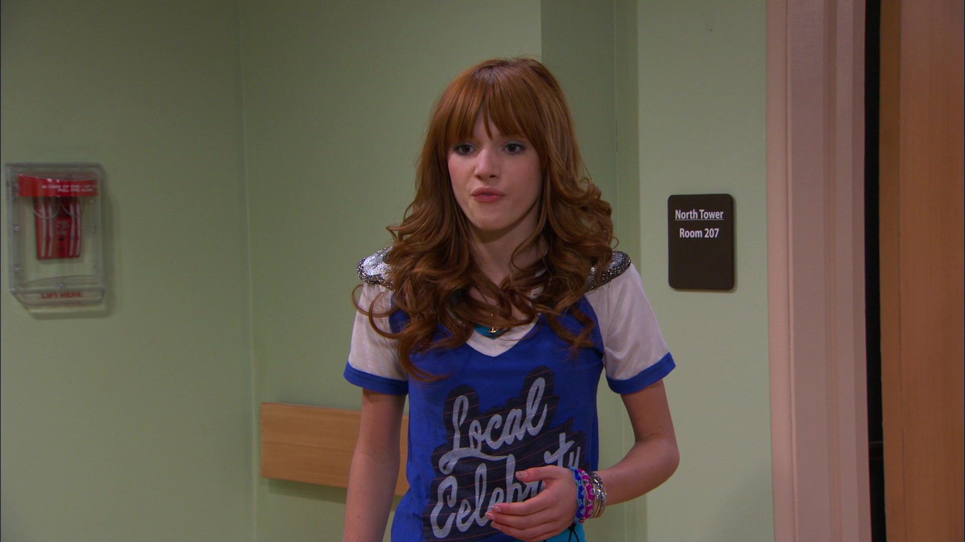 Shake_It_Up_S01E20_1080p_BTD_001590.jpg