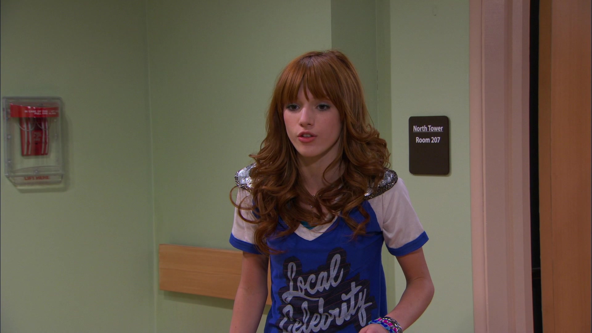 Shake_It_Up_S01E20_1080p_BTD_001596.jpg