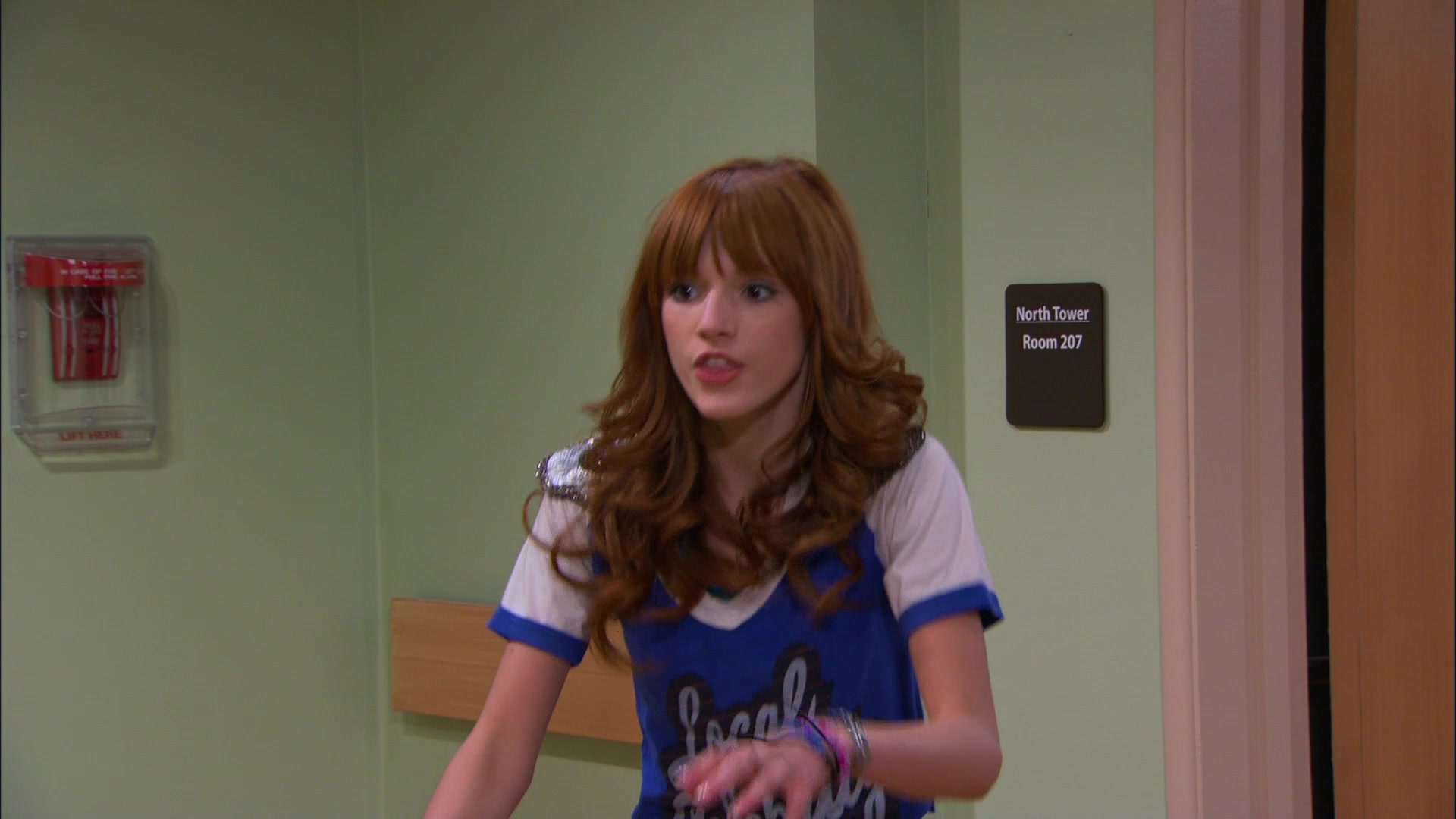 Shake_It_Up_S01E20_1080p_BTD_001598.jpg Shake_It_Up_S01E20_1080p_BTD_001598.jpg