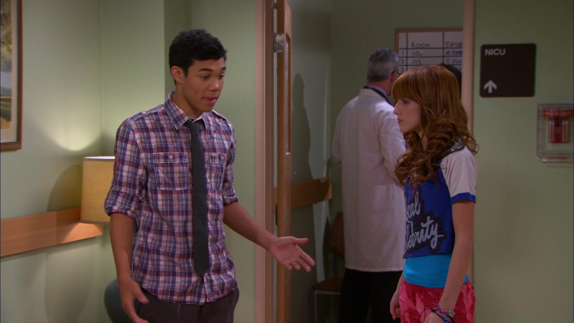 Shake_It_Up_S01E20_1080p_BTD_001636.jpg Shake_It_Up_S01E20_1080p_BTD_001636.jpg