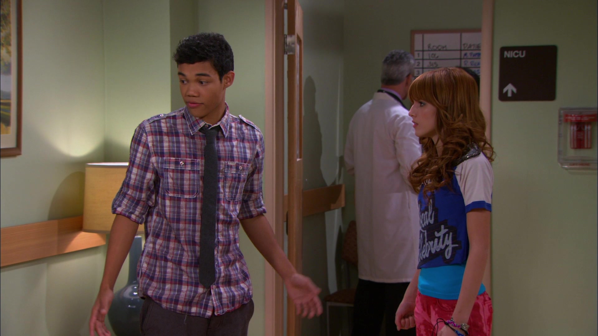 Shake_It_Up_S01E20_1080p_BTD_001637.jpg Shake_It_Up_S01E20_1080p_BTD_001637.jpg