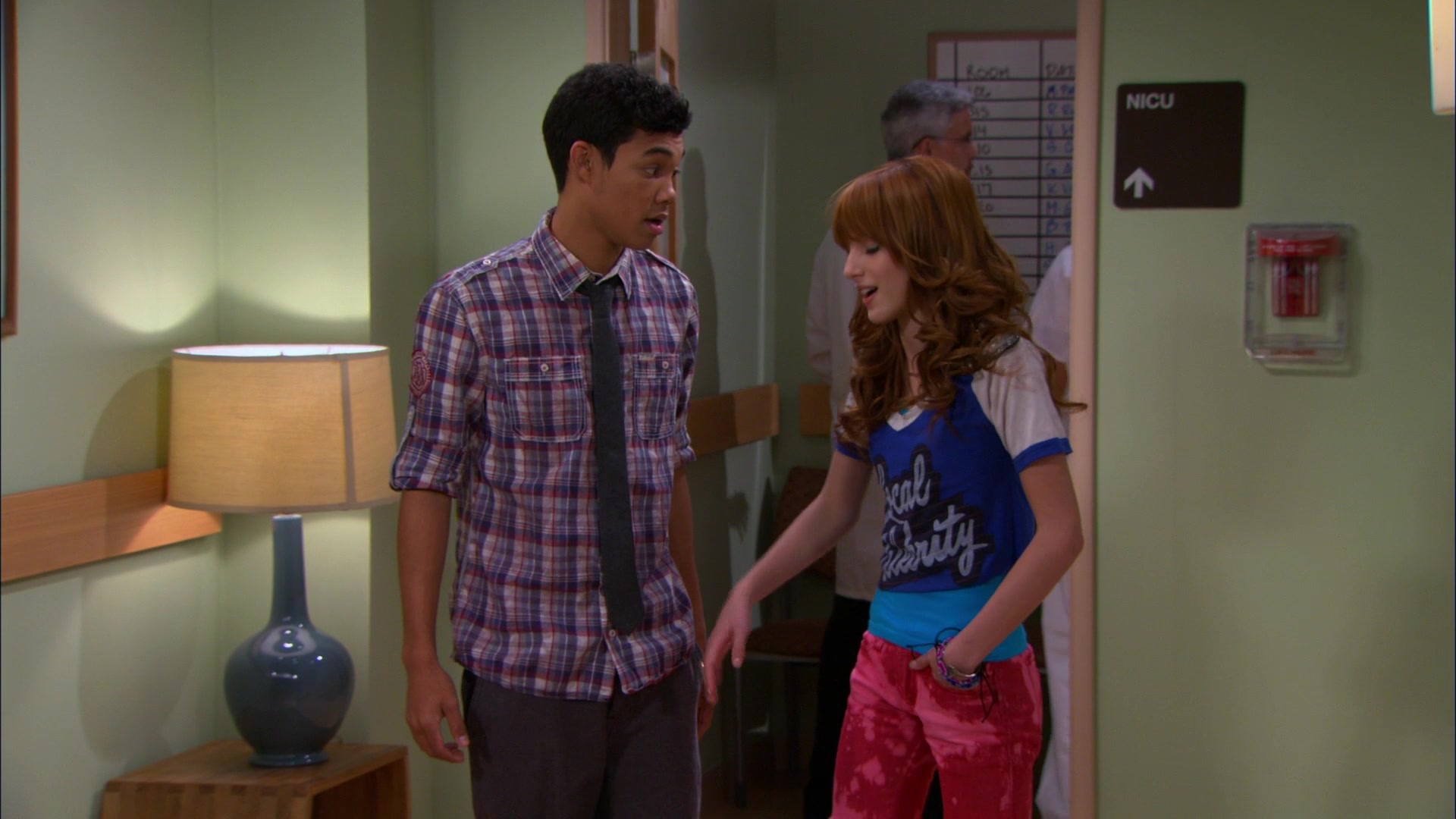 Shake_It_Up_S01E20_1080p_BTD_001656.jpg
