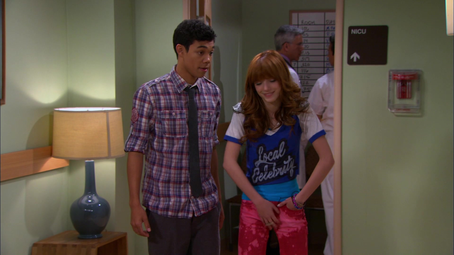 Shake_It_Up_S01E20_1080p_BTD_001657.jpg