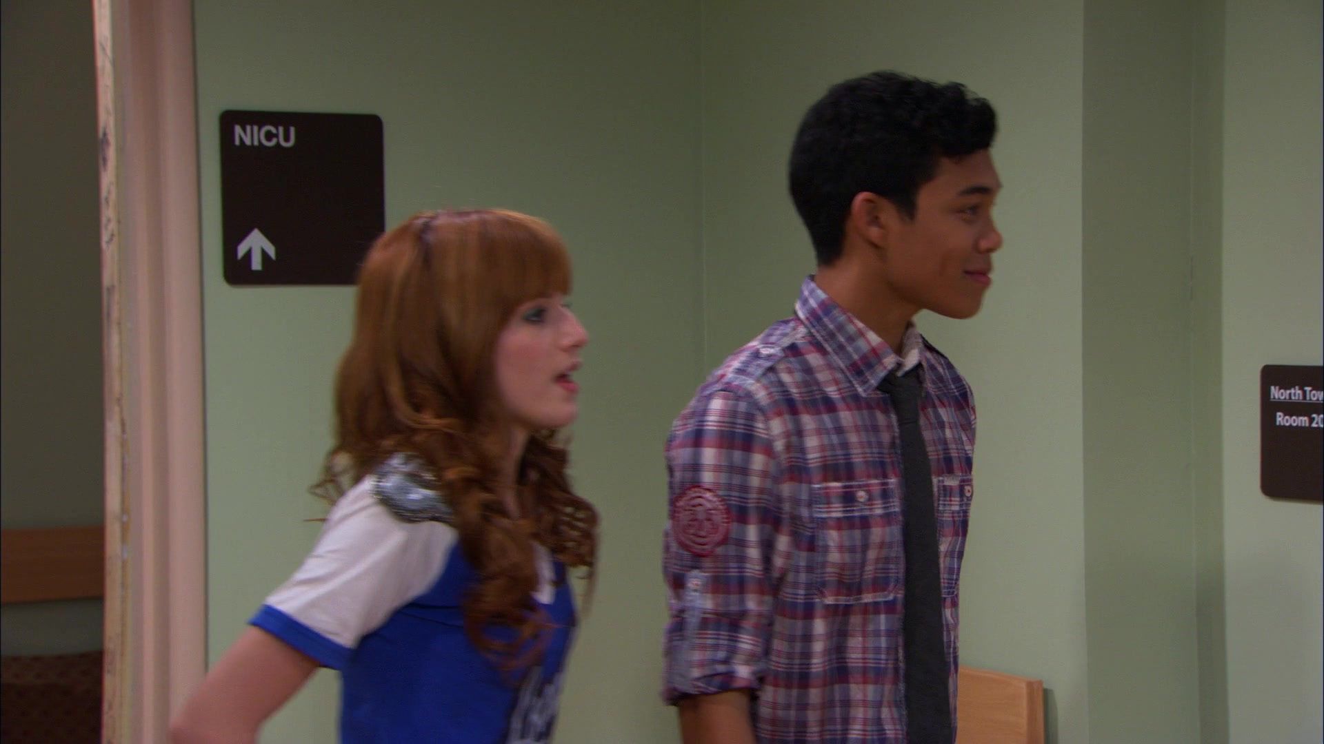 Shake_It_Up_S01E20_1080p_BTD_001694.jpg