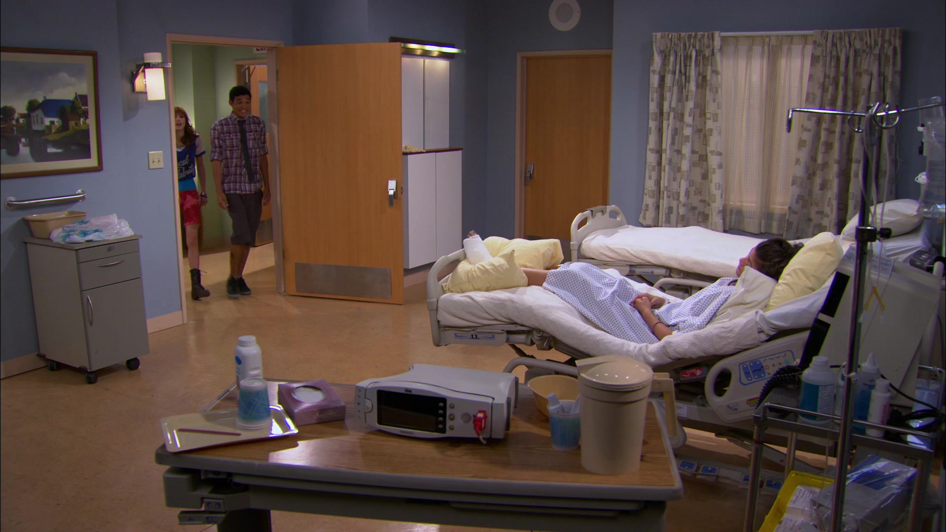 Shake_It_Up_S01E20_1080p_BTD_001696.jpg