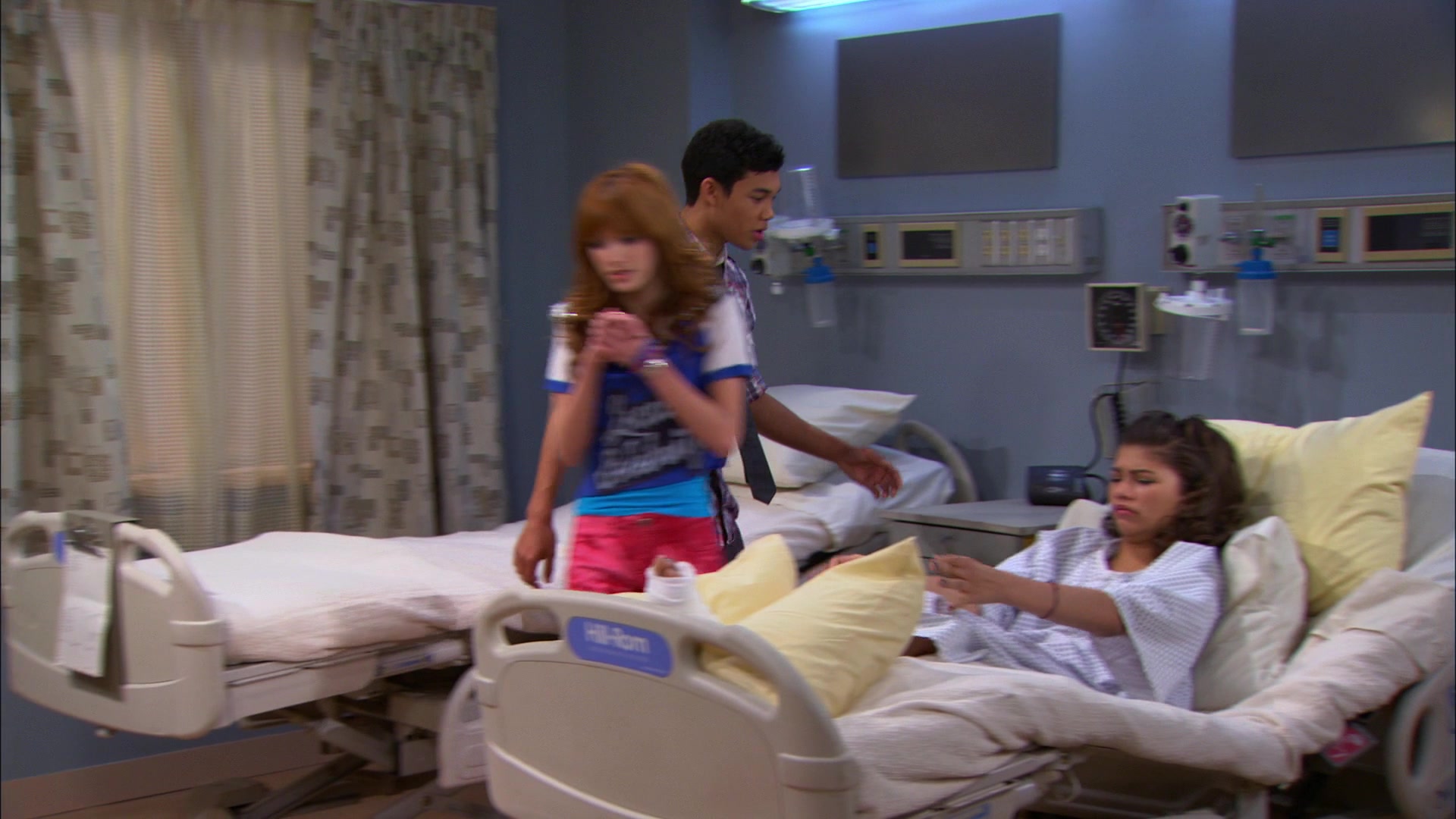 Shake_It_Up_S01E20_1080p_BTD_001758.jpg