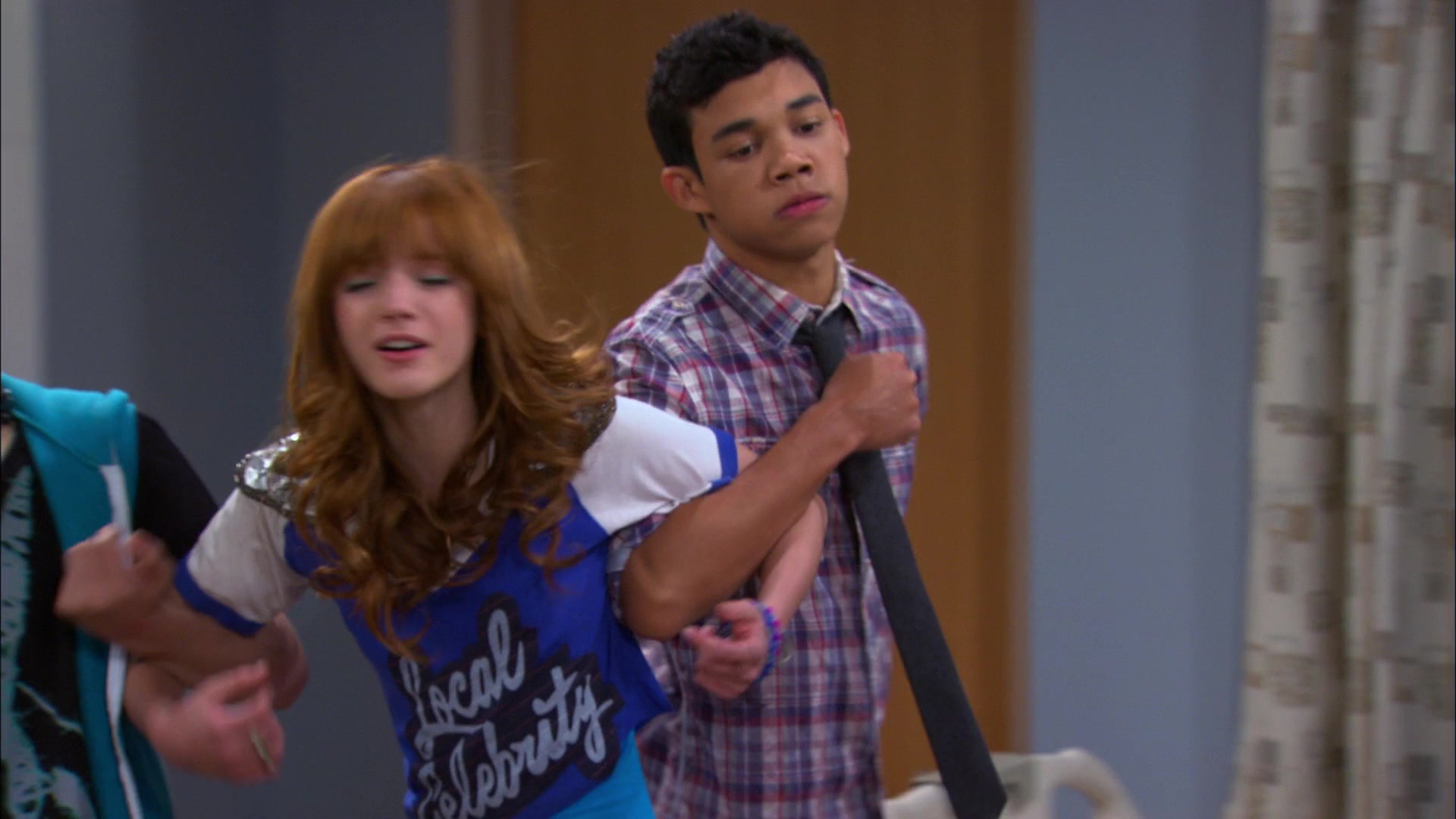 Shake_It_Up_S01E20_1080p_BTD_001889.jpg