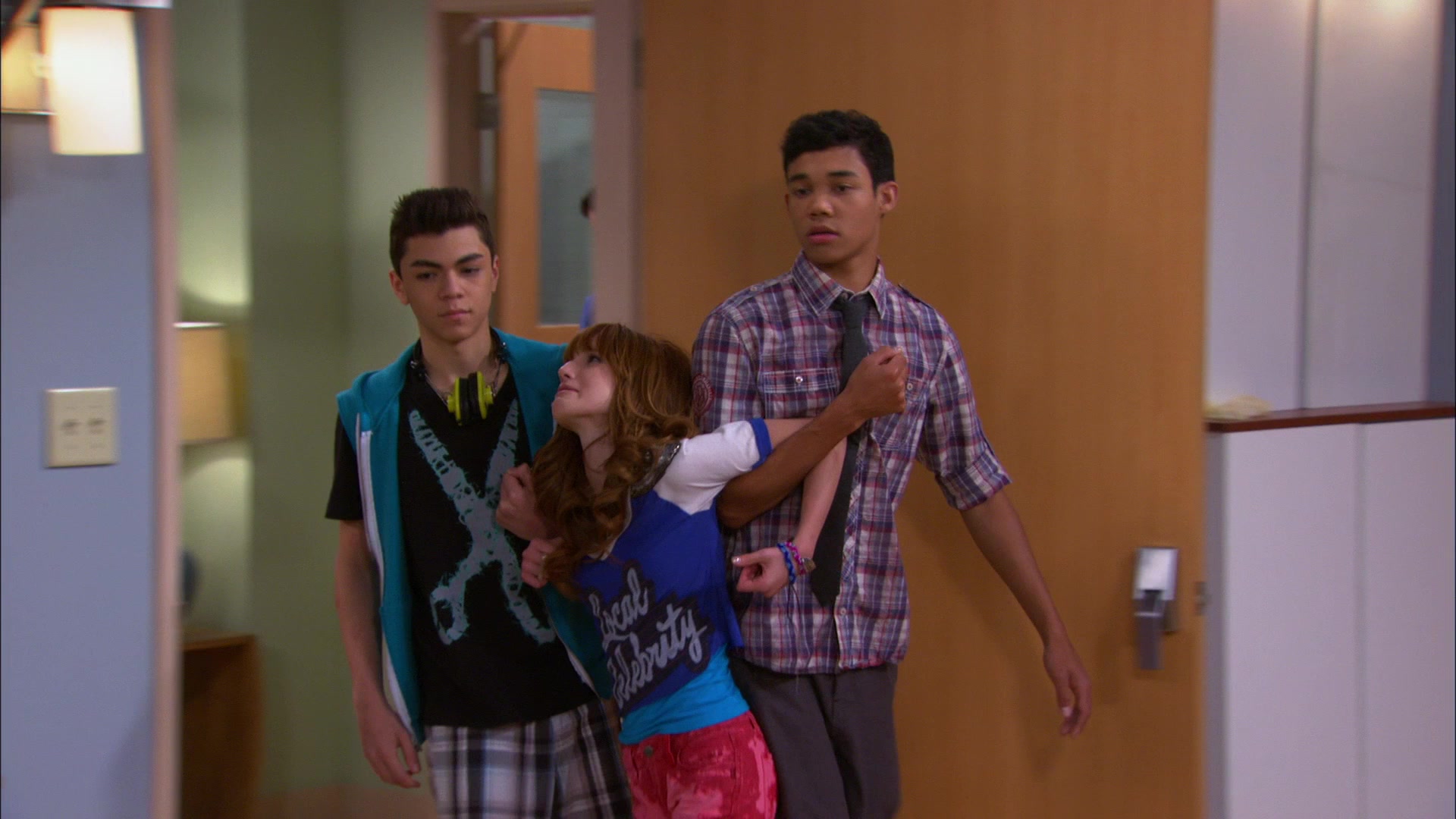 Shake_It_Up_S01E20_1080p_BTD_001893.jpg Shake_It_Up_S01E20_1080p_BTD_001893.jpg