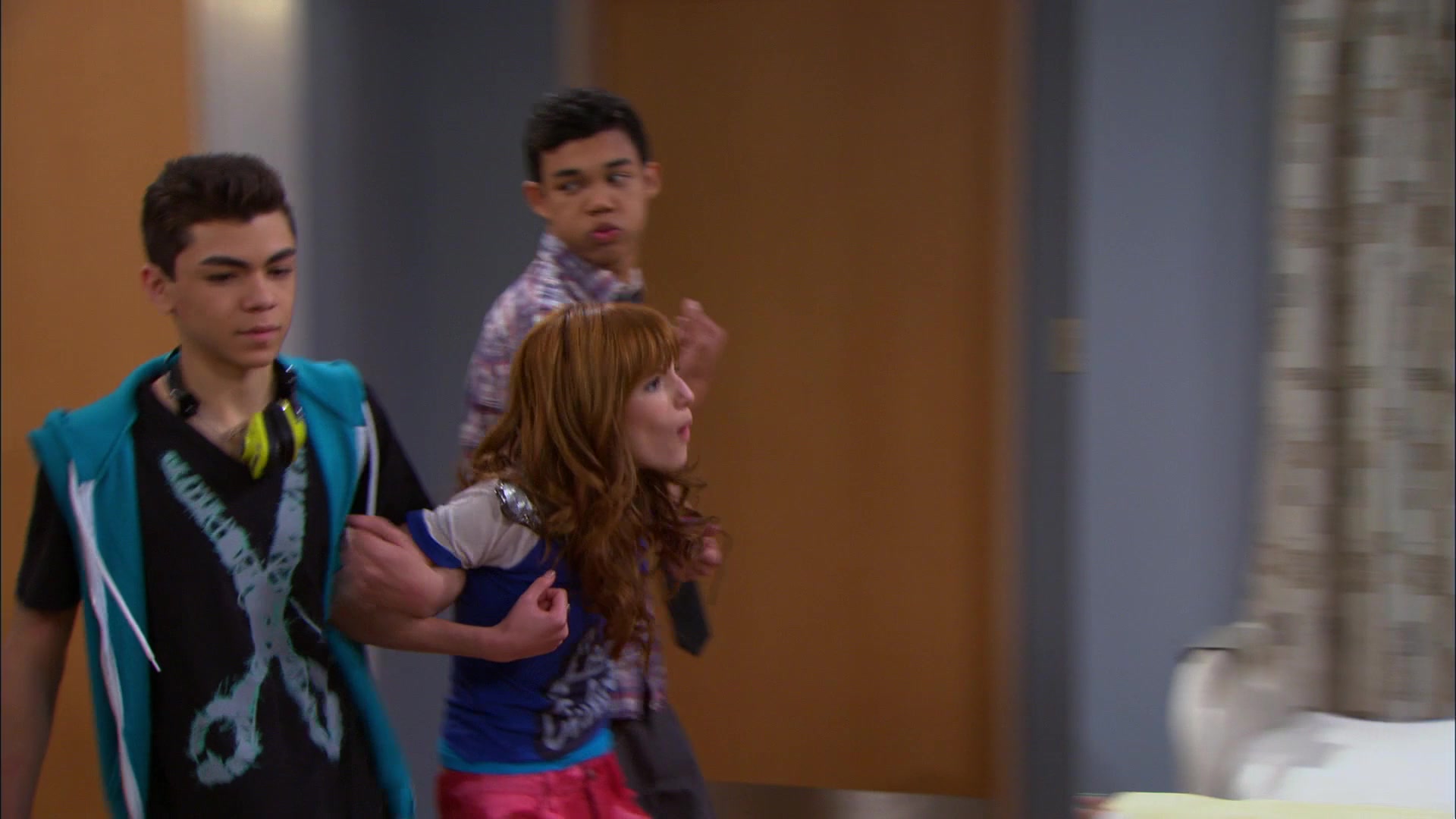 Shake_It_Up_S01E20_1080p_BTD_002031.jpg Shake_It_Up_S01E20_1080p_BTD_002031.jpg