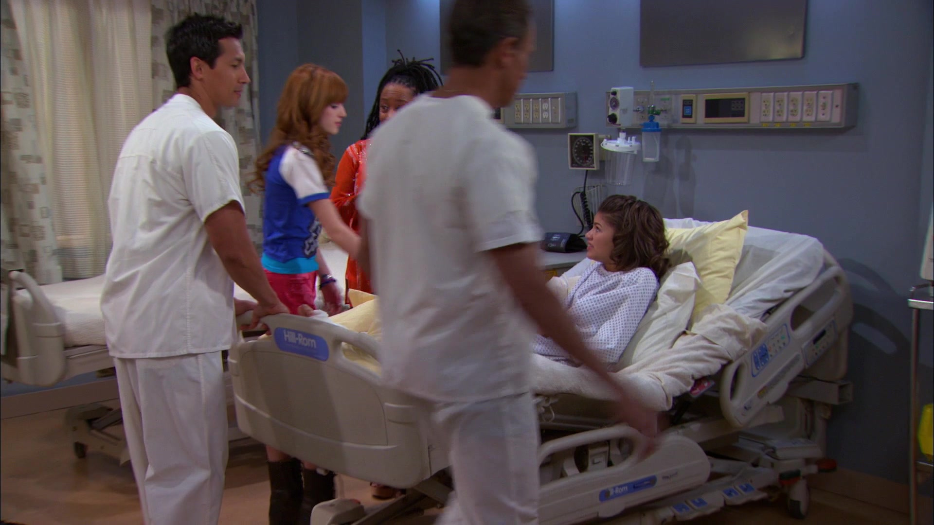 Shake_It_Up_S01E20_1080p_BTD_002574.jpg