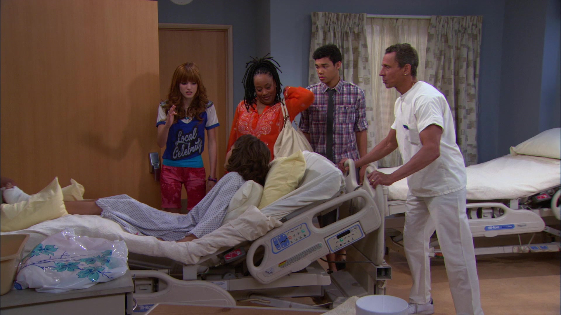 Shake_It_Up_S01E20_1080p_BTD_002596.jpg Shake_It_Up_S01E20_1080p_BTD_002596.jpg