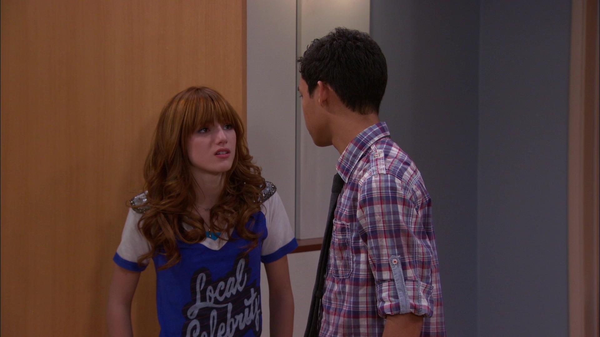 Shake_It_Up_S01E20_1080p_BTD_002628.jpg