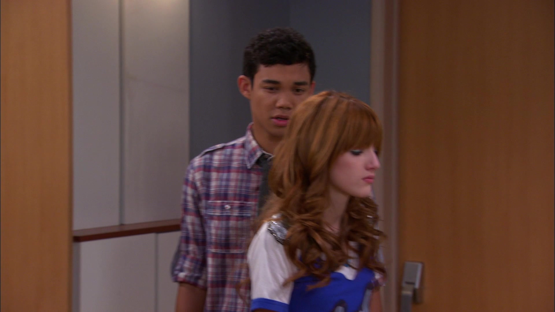Shake_It_Up_S01E20_1080p_BTD_002640.jpg